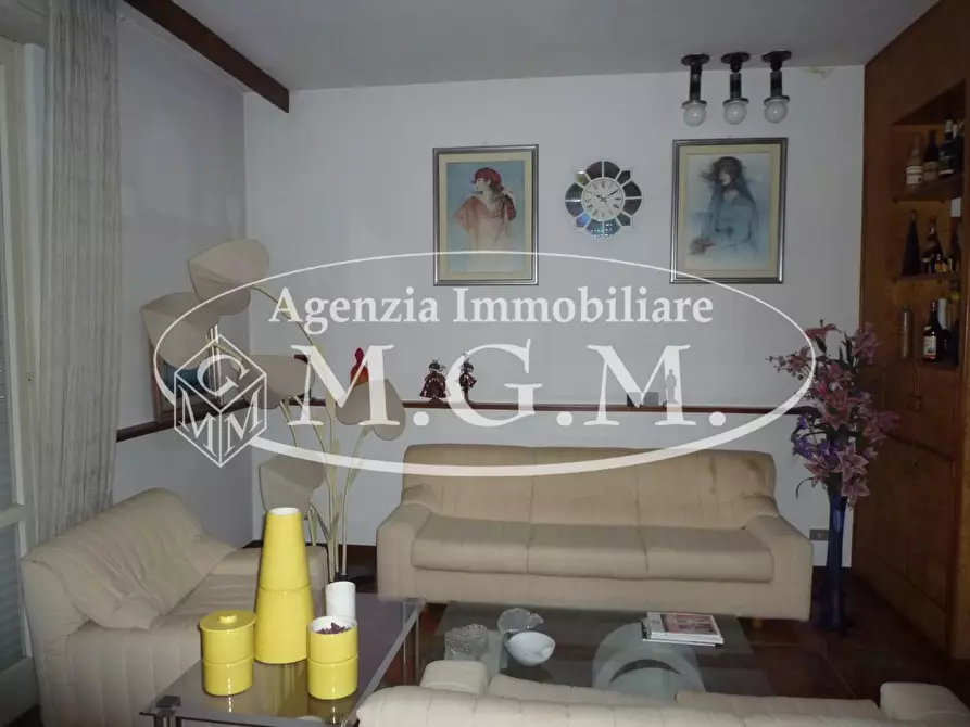 Immagine 10 di Appartamento in vendita  a Santa Croce Sull'arno