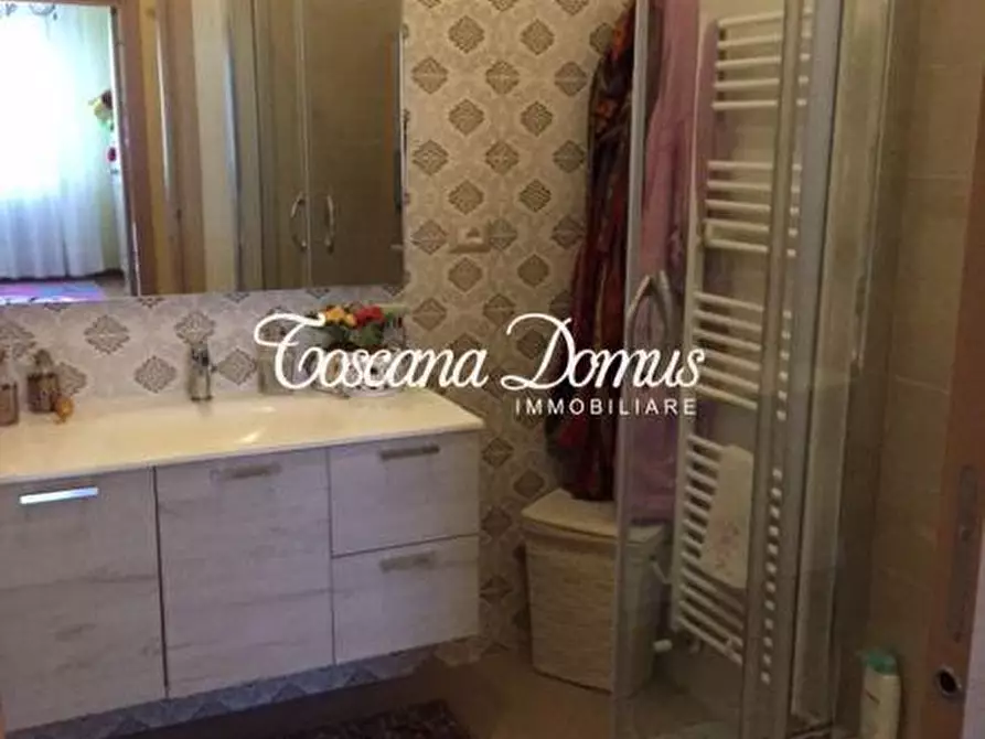 Immagine 7 di Appartamento in vendita  a Siena