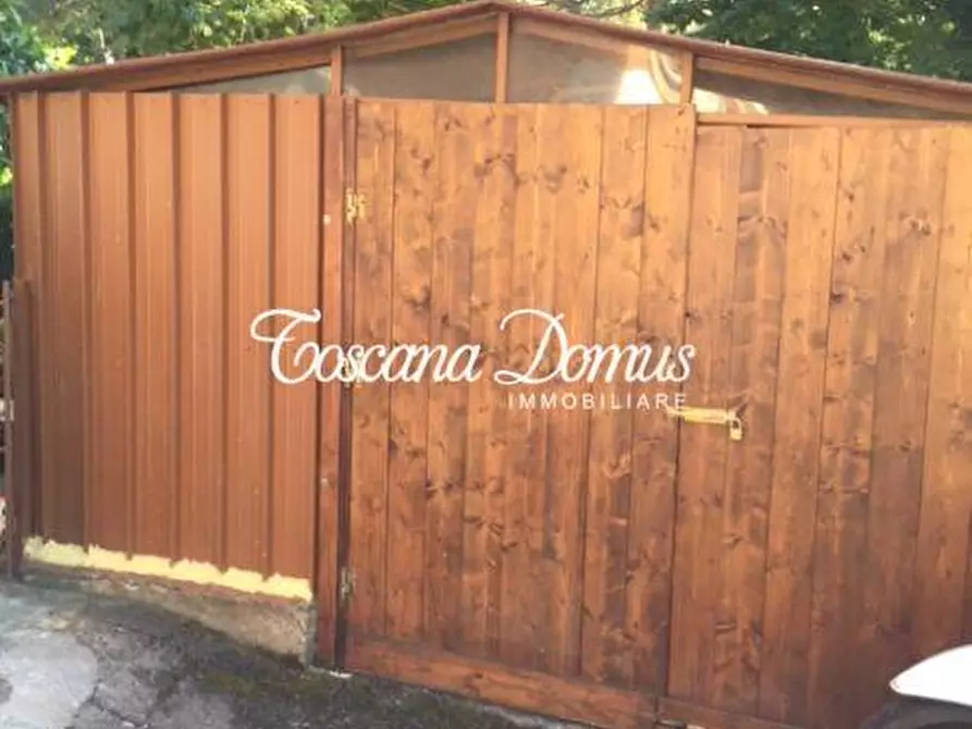 Immagine 10 di Appartamento in vendita  a Siena