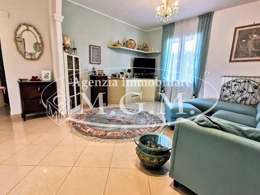 Immagine 7 di Villa in vendita  a Santa Maria A Monte