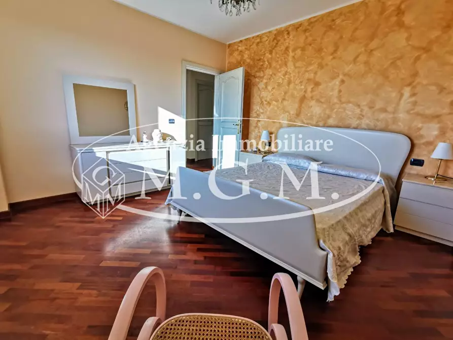 Immagine 32 di Villa in vendita  a Santa Maria A Monte