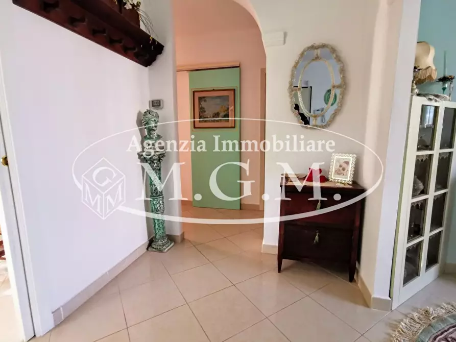 Immagine 11 di Villa in vendita  a Santa Maria A Monte