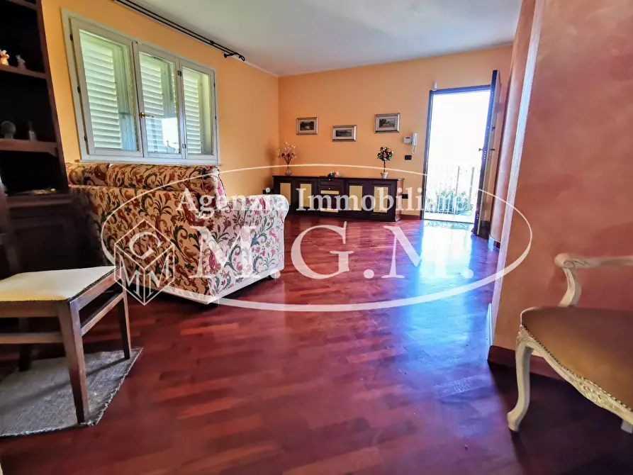 Immagine 21 di Villa in vendita  a Santa Maria A Monte