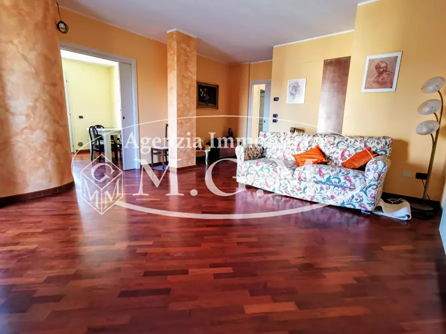 Immagine 24 di Villa in vendita  a Santa Maria A Monte