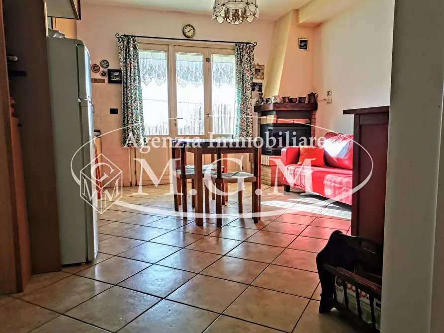 Immagine 38 di Villa in vendita  a Santa Maria A Monte