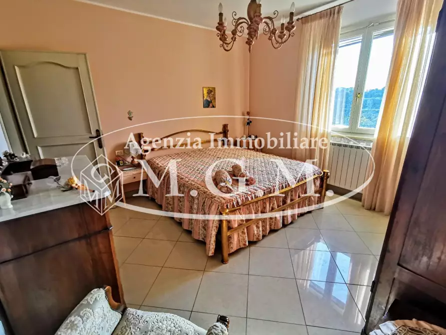 Immagine 18 di Villa in vendita  a Santa Maria A Monte