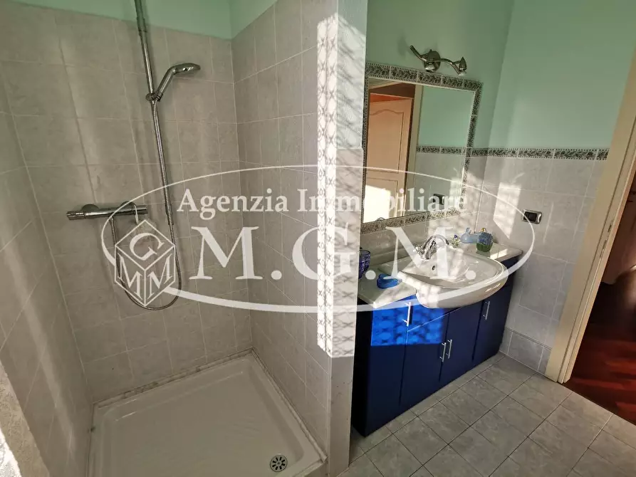 Immagine 34 di Villa in vendita  a Santa Maria A Monte