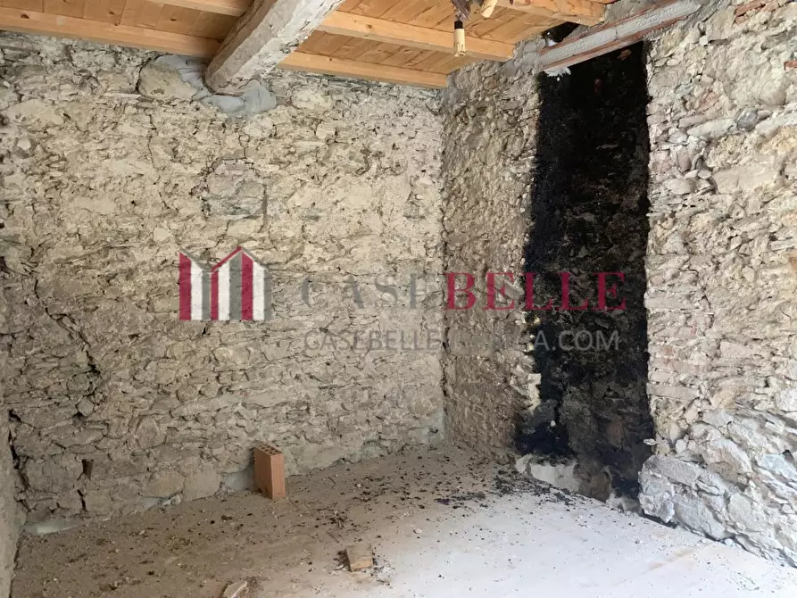 Immagine 10 di Terratetto in vendita  a Camaiore