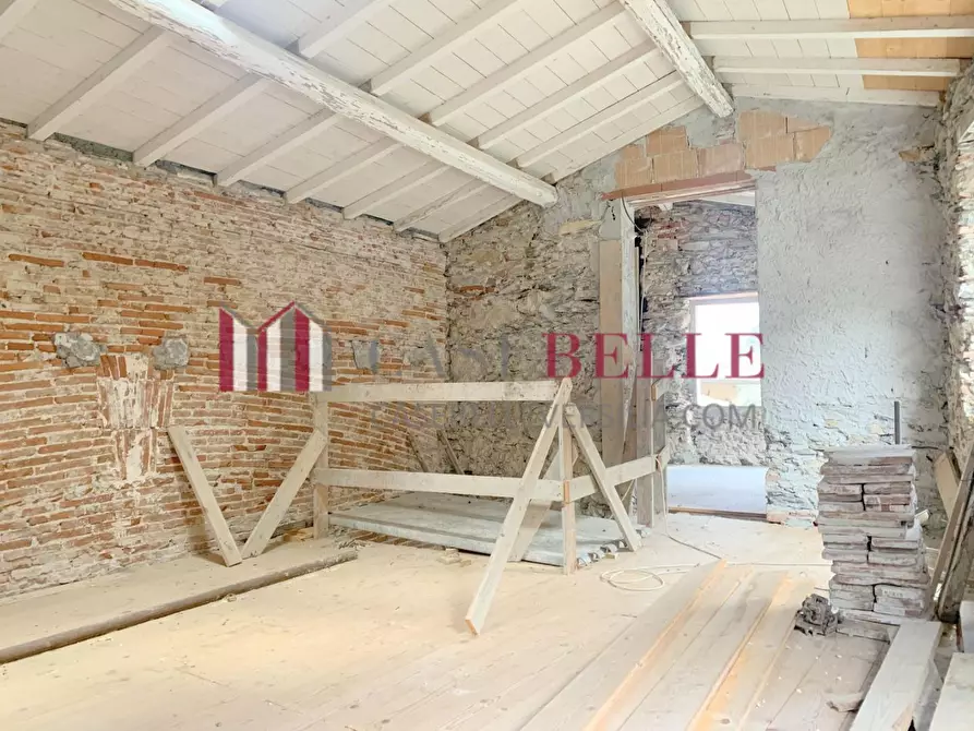 Immagine 20 di Terratetto in vendita  a Camaiore