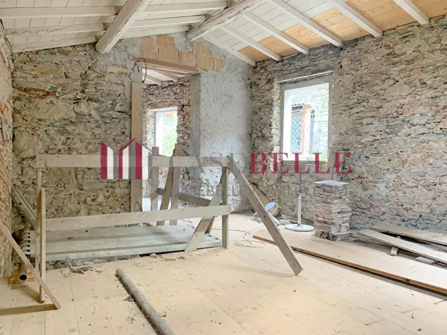 Immagine 19 di Terratetto in vendita  a Camaiore