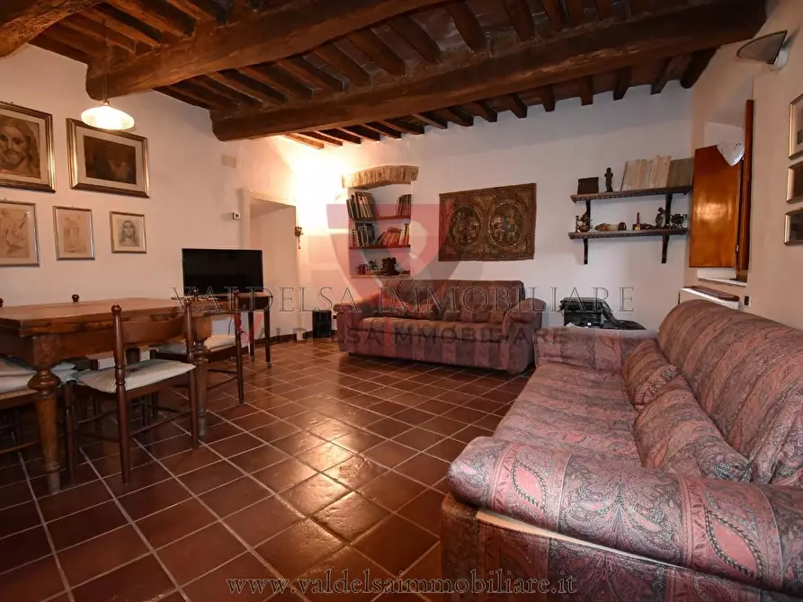 Immagine 6 di Appartamento in vendita  a Colle Di Val D'elsa