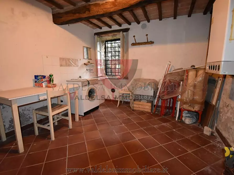 Immagine 20 di Appartamento in vendita  a Colle Di Val D'elsa