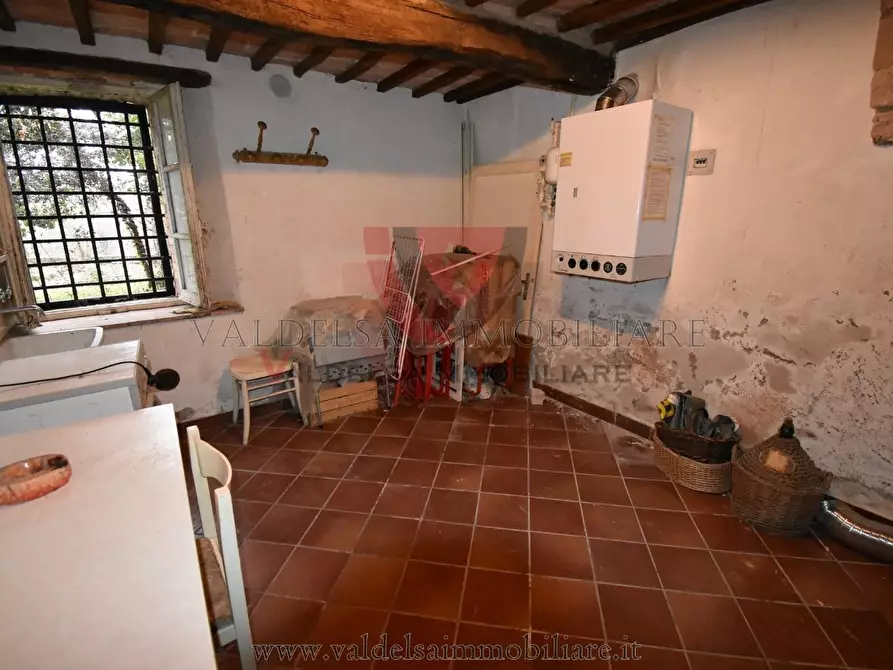 Immagine 19 di Appartamento in vendita  a Colle Di Val D'elsa