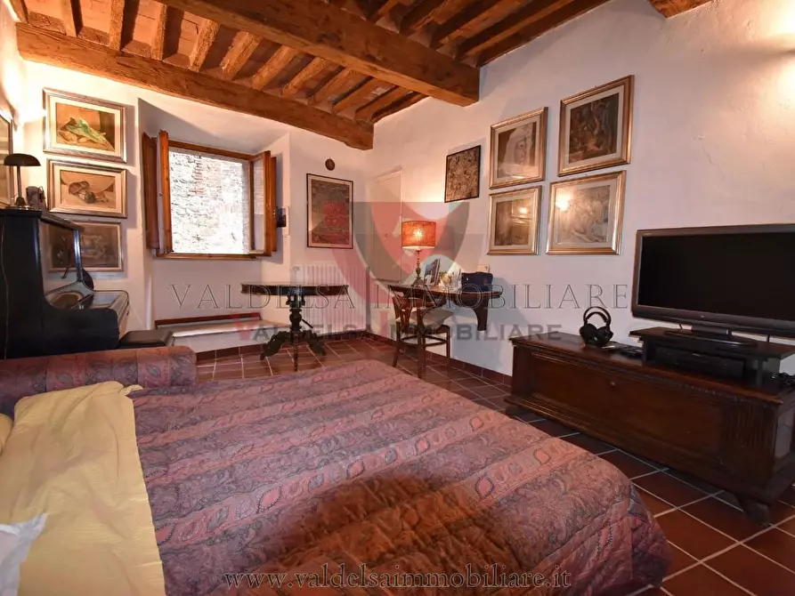 Immagine 2 di Appartamento in vendita  a Colle Di Val D'elsa