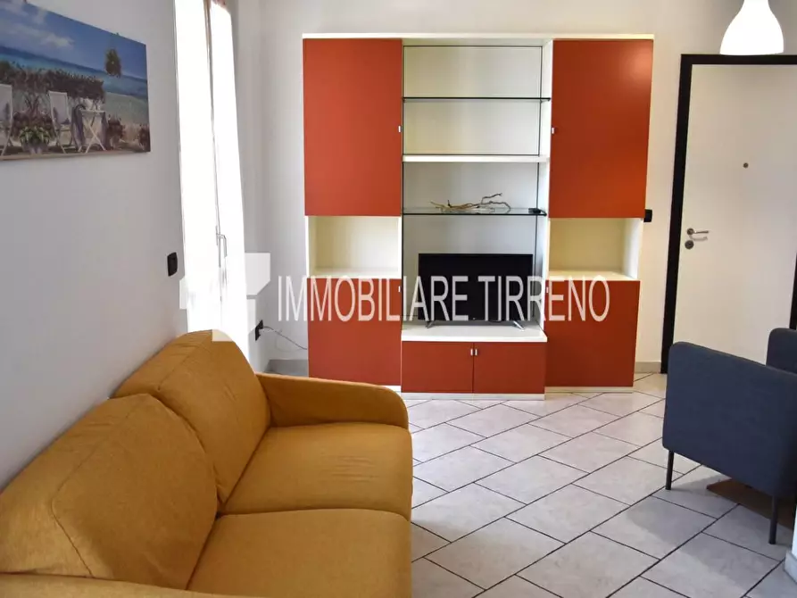 Immagine 7 di Appartamento in affitto  a Massa