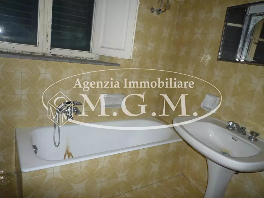 Immagine 14 di Appartamento in vendita  a Santa Maria A Monte