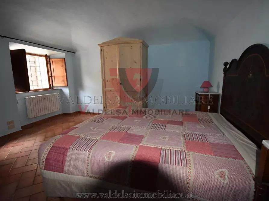 Immagine 9 di Appartamento in vendita  a San Gimignano