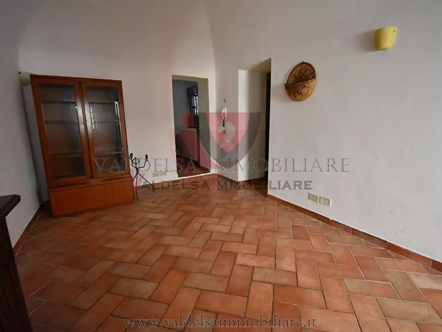 Immagine 3 di Appartamento in vendita  a San Gimignano