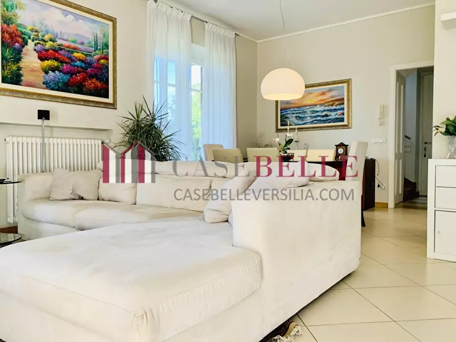 Immagine 4 di Villa in affitto  a Forte Dei Marmi