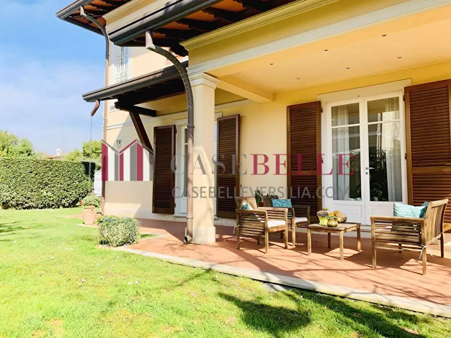 Immagine 45 di Villa in affitto  a Forte Dei Marmi