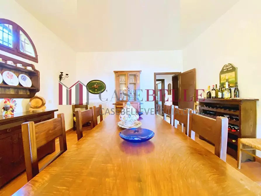 Immagine 10 di Villa in vendita  a Massarosa