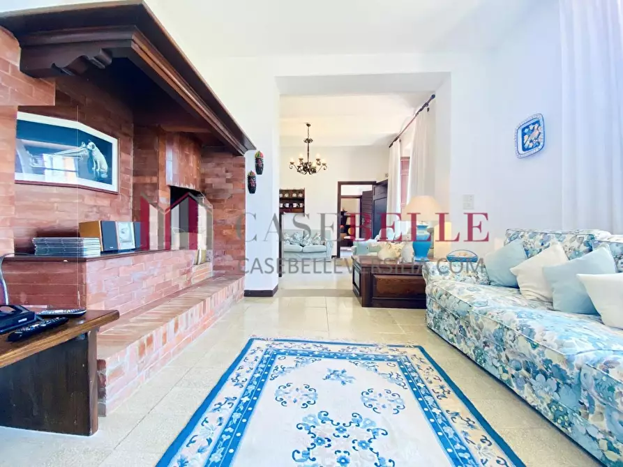 Immagine 6 di Villa in vendita  a Massarosa