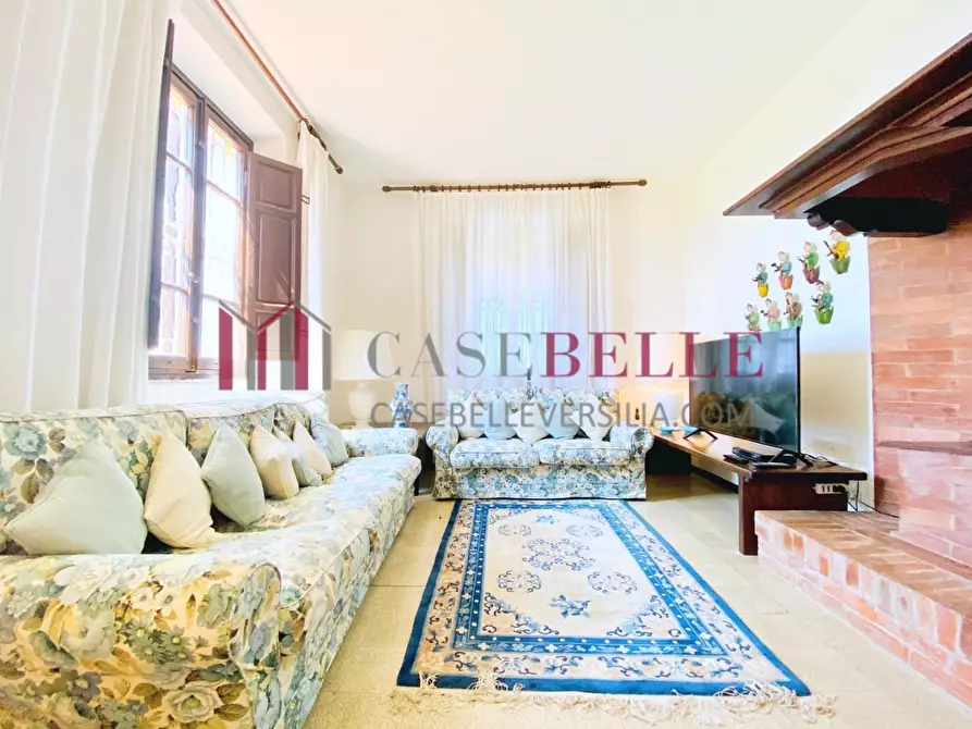 Immagine 5 di Villa in vendita  a Massarosa