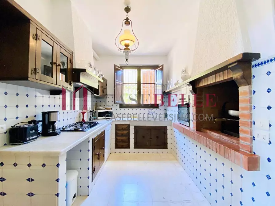 Immagine 13 di Villa in vendita  a Massarosa