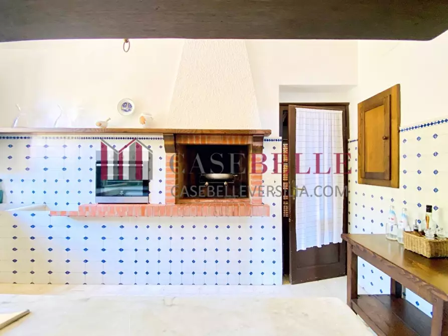 Immagine 12 di Villa in vendita  a Massarosa
