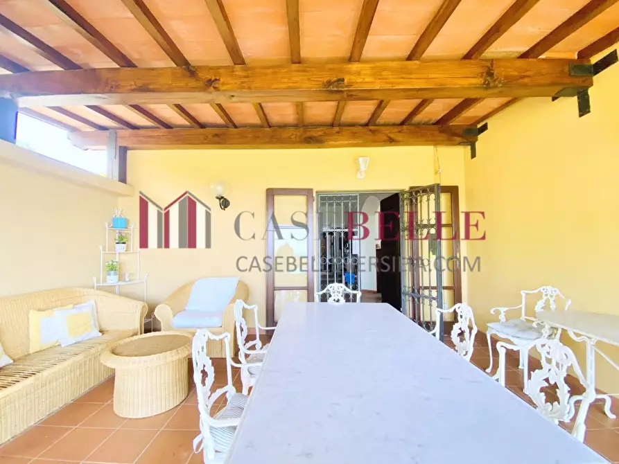 Immagine 47 di Villa in vendita  a Massarosa