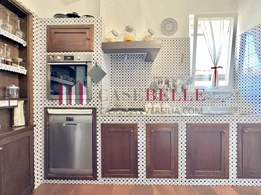 Immagine 16 di Appartamento in affitto  a Forte Dei Marmi