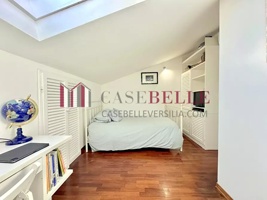 Immagine 32 di Appartamento in affitto  a Forte Dei Marmi