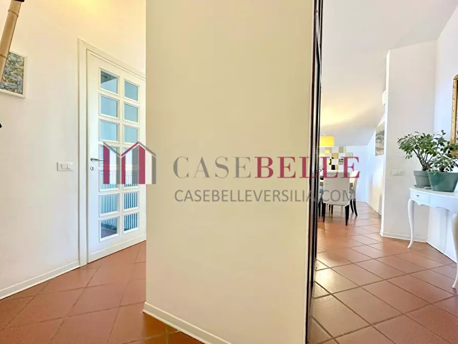 Immagine 37 di Appartamento in affitto  a Forte Dei Marmi