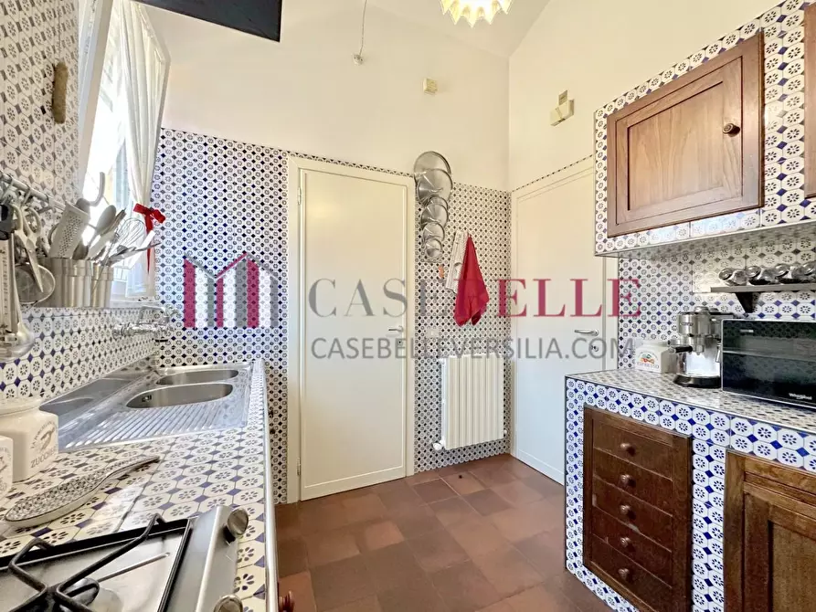 Immagine 13 di Appartamento in affitto  a Forte Dei Marmi