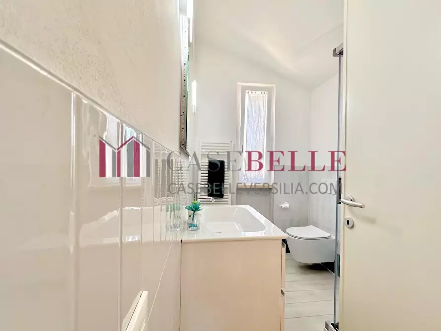 Immagine 23 di Appartamento in affitto  a Forte Dei Marmi