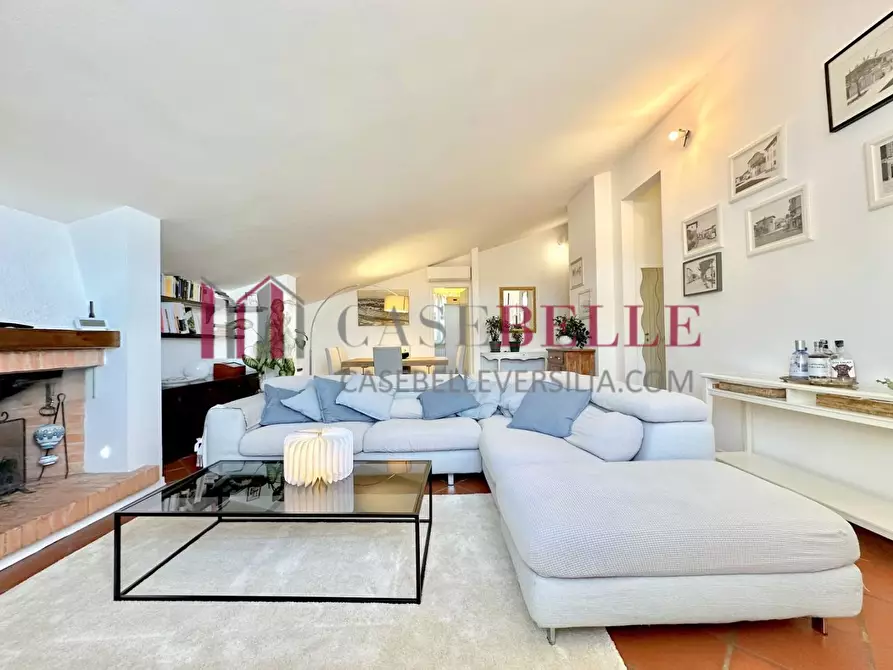 Immagine 1 di Appartamento in affitto  a Forte Dei Marmi