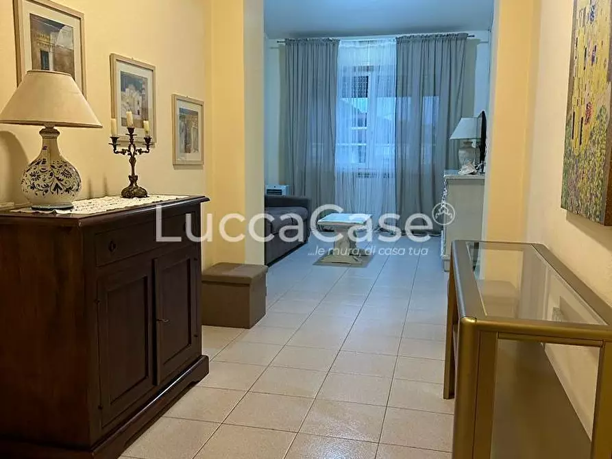 Immagine 6 di Appartamento in affitto  a Camaiore