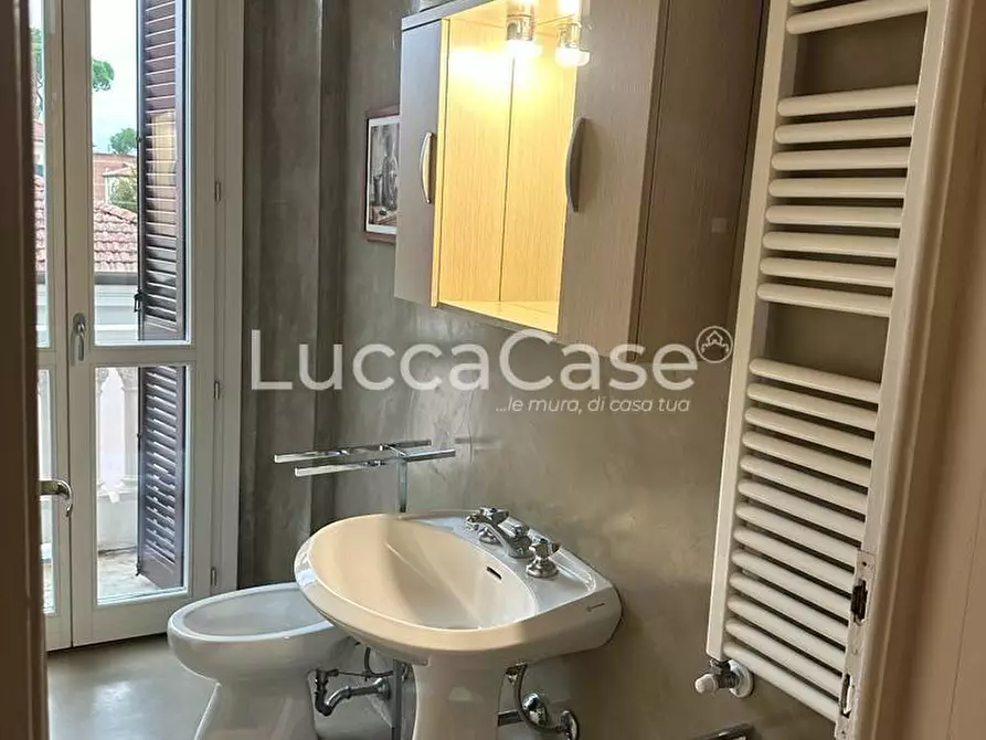 Immagine 28 di Appartamento in affitto  a Camaiore