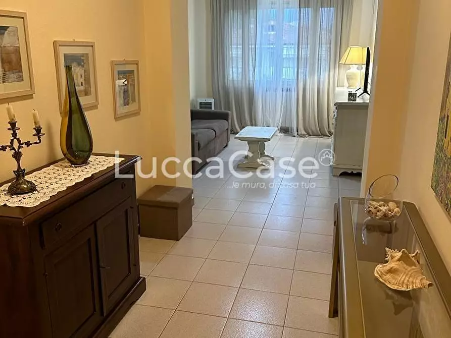 Immagine 30 di Appartamento in affitto  a Camaiore