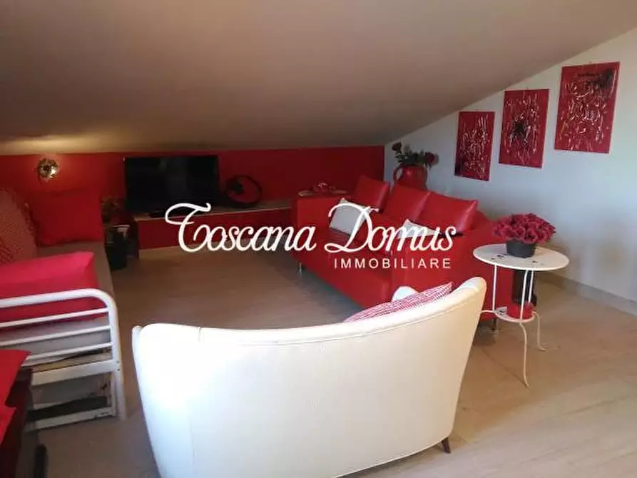 Immagine 6 di Appartamento in vendita  a Siena