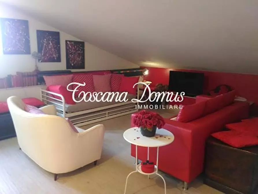 Immagine 5 di Appartamento in vendita  a Siena