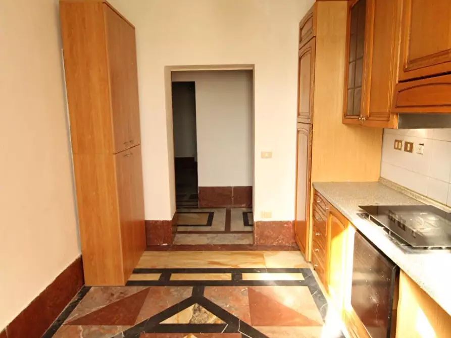 Immagine 3 di Appartamento in vendita  a Colle Di Val D'elsa