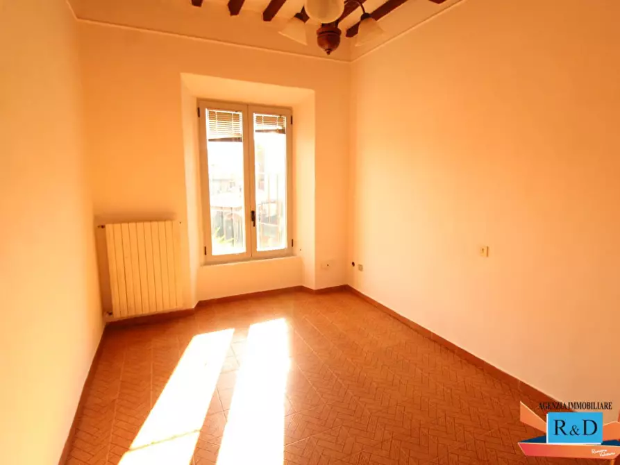 Immagine 19 di Appartamento in vendita  a Colle Di Val D'elsa