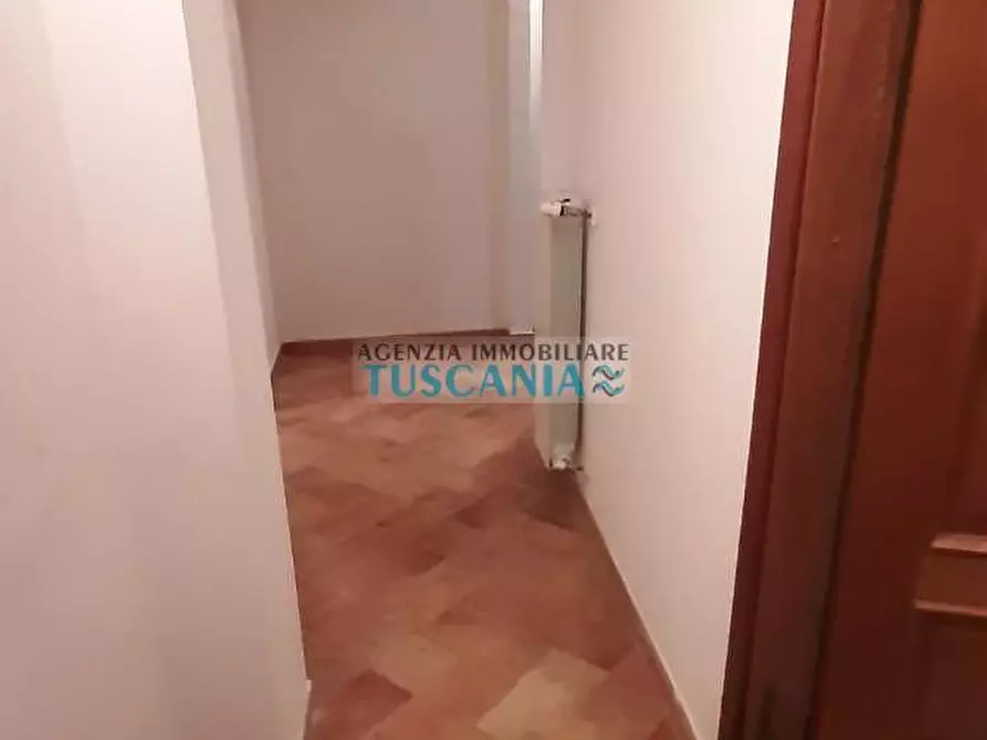 Immagine 9 di Appartamento in vendita  a Casale Marittimo