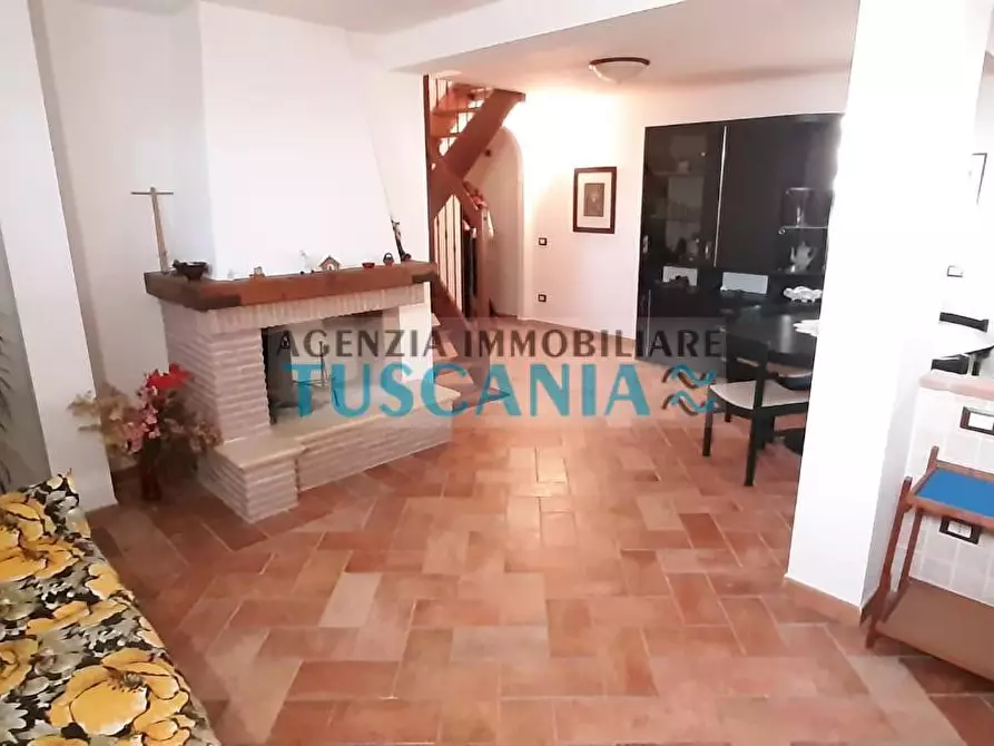 Immagine 15 di Appartamento in vendita  a Casale Marittimo