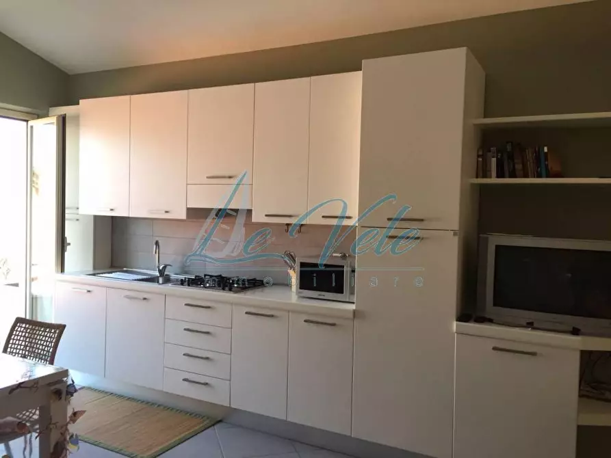 Immagine 7 di Mansarda in vendita  a Massa