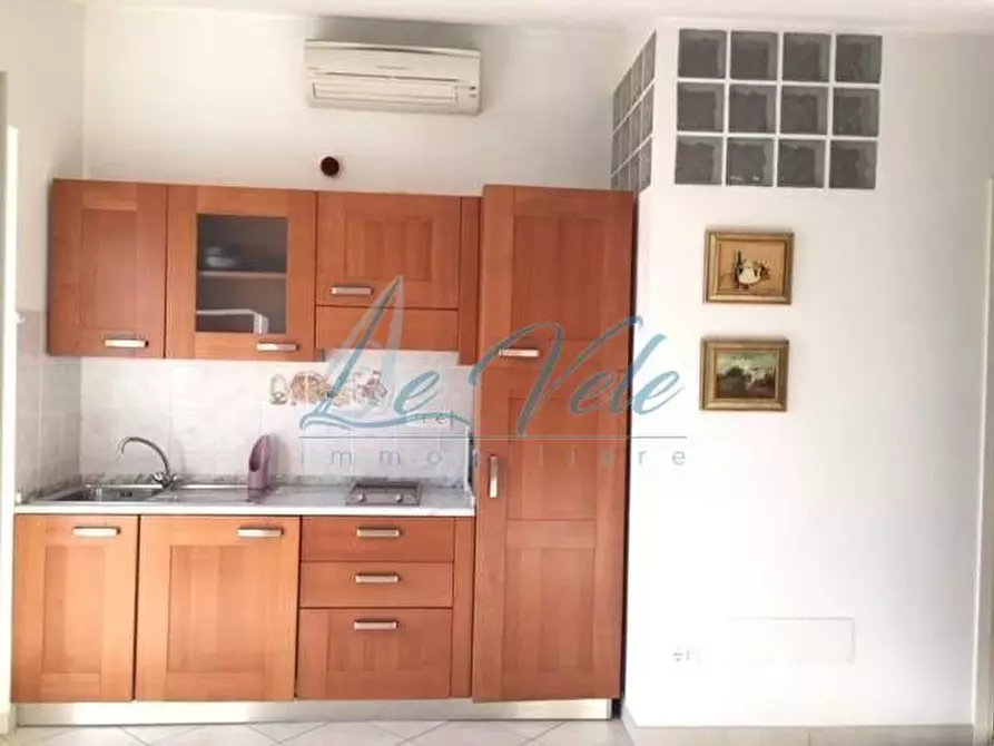 Immagine 14 di Mansarda in vendita  a Massa