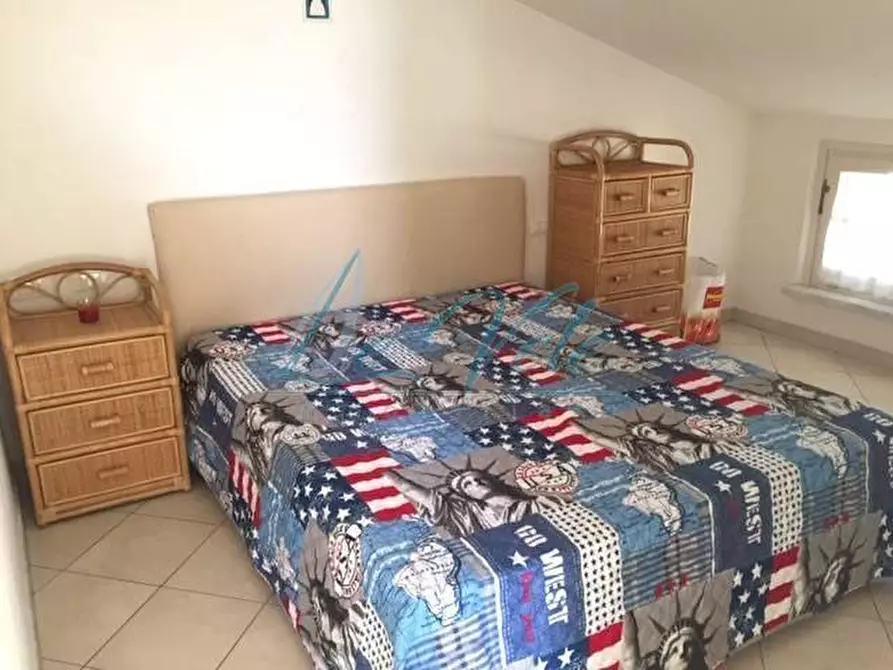 Immagine 13 di Mansarda in vendita  a Massa