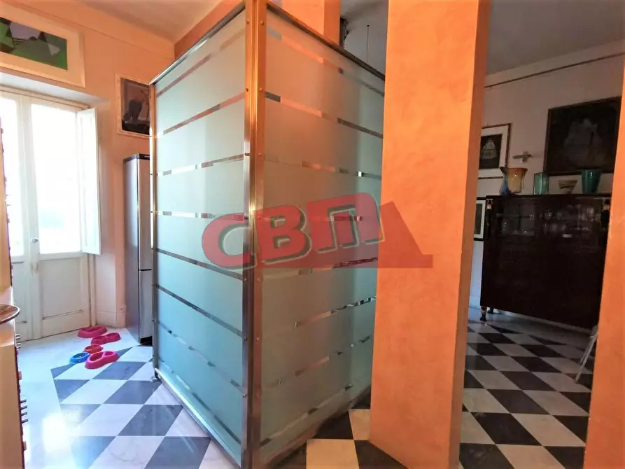 Immagine 16 di Appartamento in vendita  a Livorno