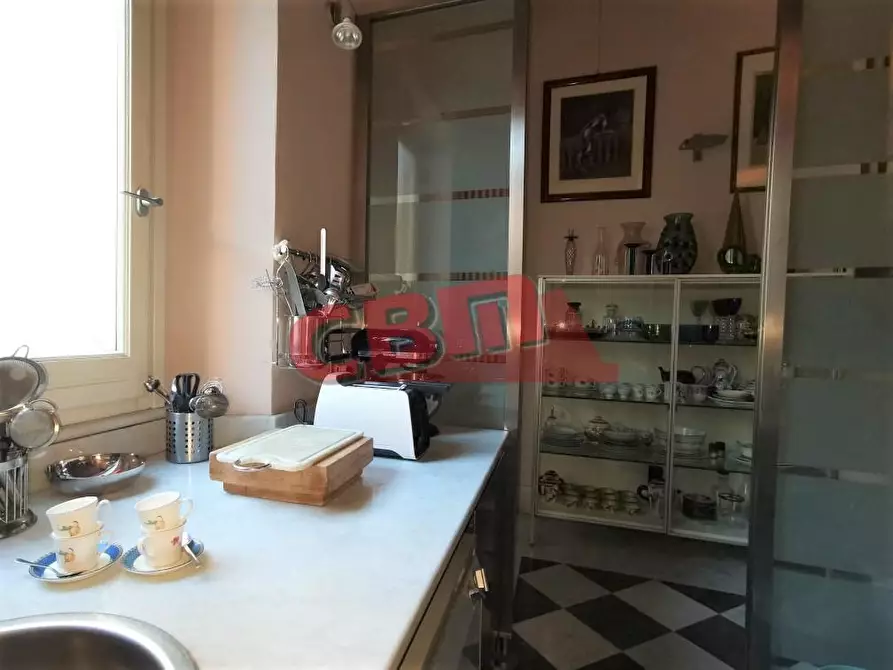 Immagine 14 di Appartamento in vendita  a Livorno